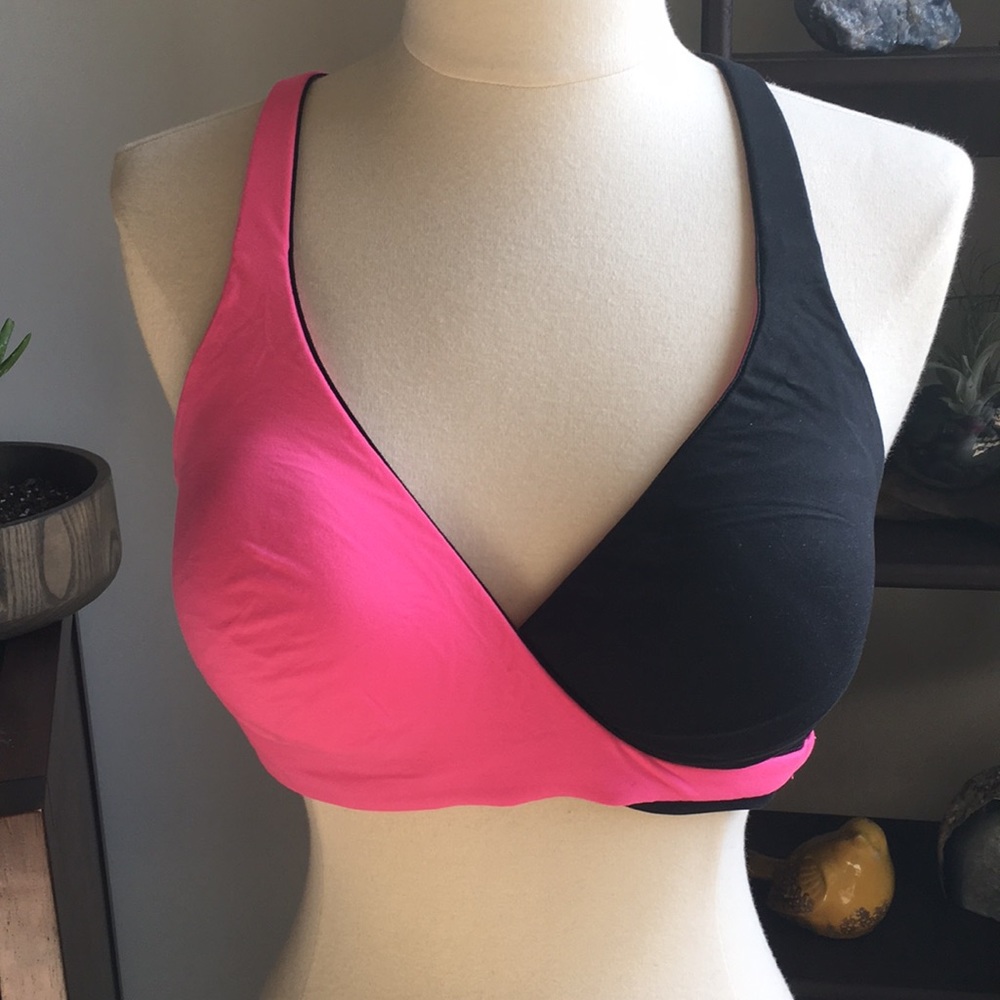 Victoria Secret Sport - criss cross sports bra